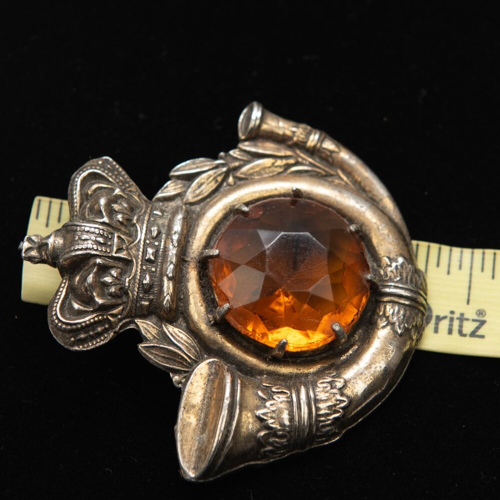 Agnew French Horn Crown Pendant Pin Amber Faced Stone Vintage Bronze - Picture 6 of 7